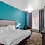 Clarion Inn & Suites DFW North