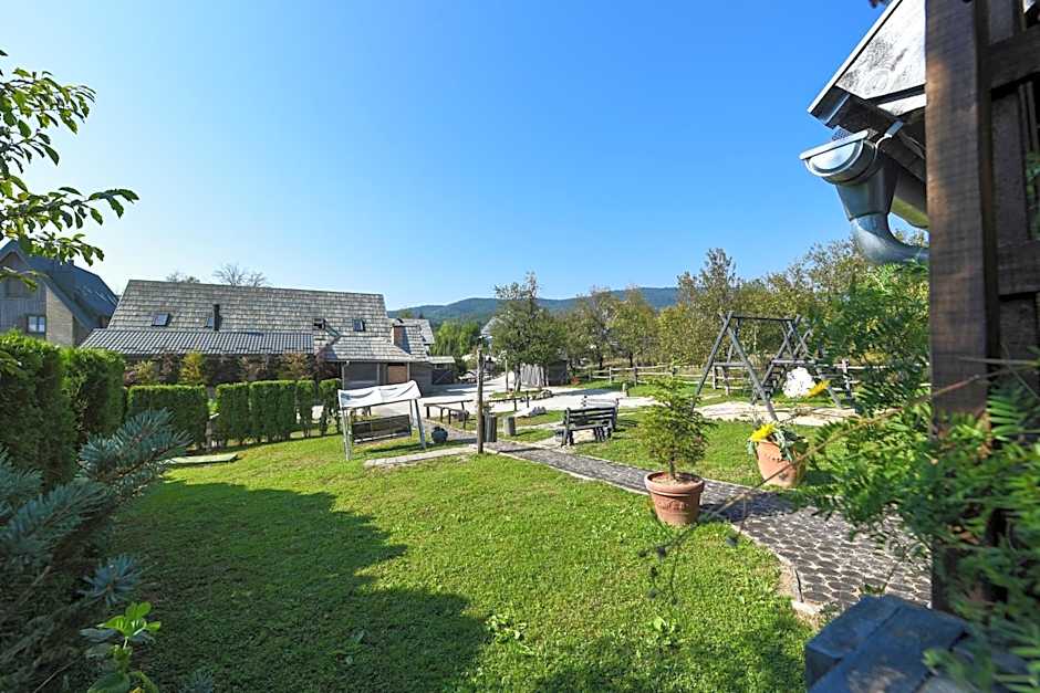 Ethno Houses Plitvice Lakes Hotel