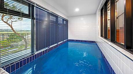 Gosung Shalala Private Pool & Spa Villa