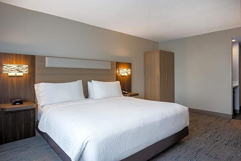 Holiday Inn Express & Suites Bradenton East-Lakewood Ranch By IHG