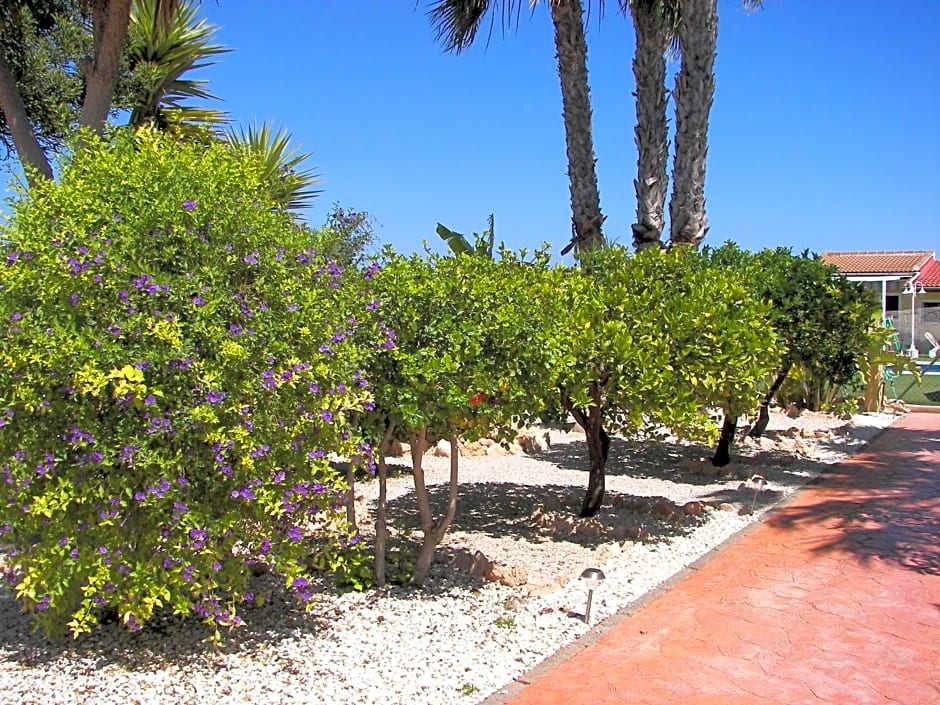 Posada Chloe Santiago