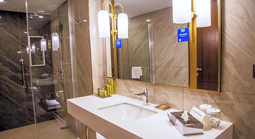 DoubleTree By Hilton Antalya City Centre