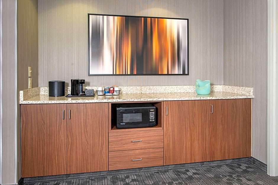 Sonesta Select Allentown Bethlehem Airport
