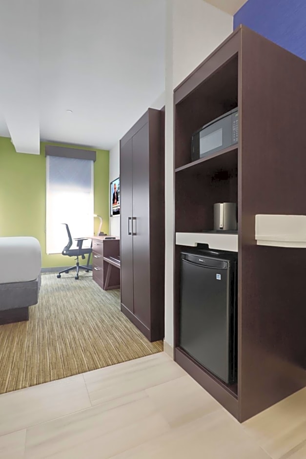 Hotel 1200
