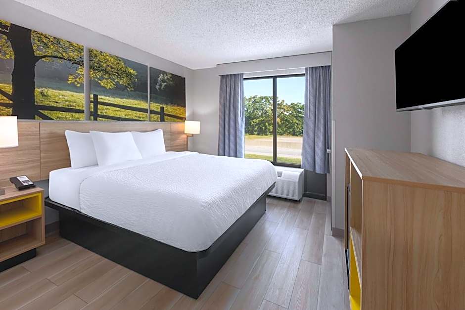 Days Inn by Wyndham Blairsville