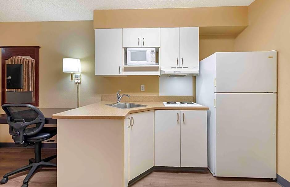 Extended Stay America Suites - Fresno - North