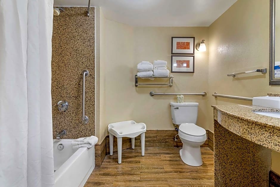 Comfort Suites near MCAS Beaufort