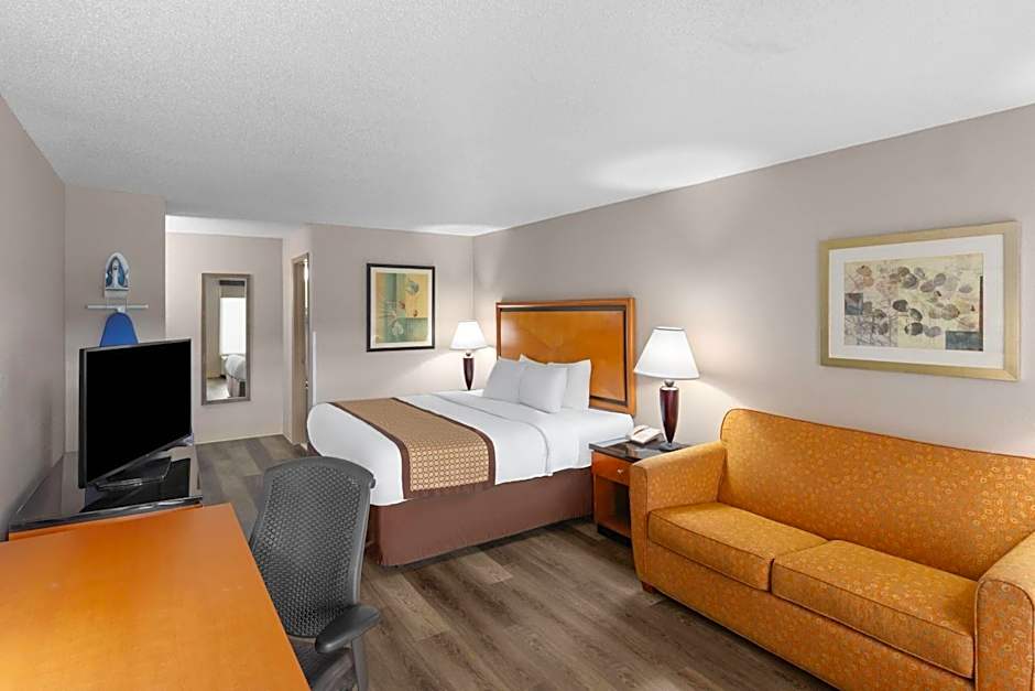 Baymont by Wyndham Knoxville I-75