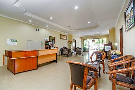 Urbanview Hotel Cendrawasih Lahat By RedDoorz