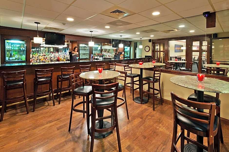 Radisson Hotel & Conference Center Rockford