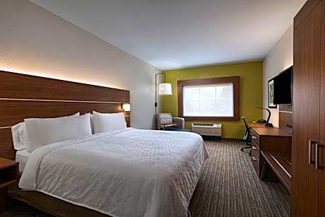King Room - Mobility Access/Roll in Shower - Non-Smoking