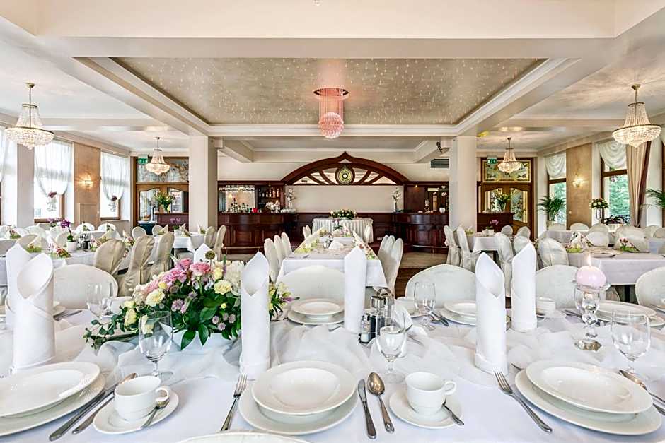 Leśna Perła - Restauracja i Pokoje Hotelowe