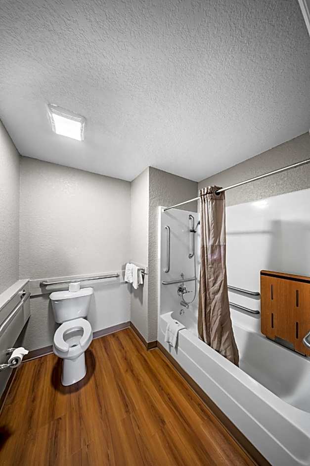 Motel 6-Moultrie, GA