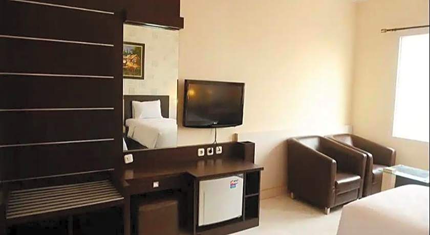 Hotel 88 Diponegoro-Jember by WH