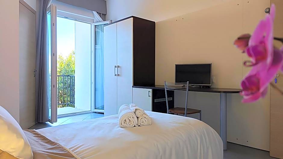 LIDO Rooms & Apartments