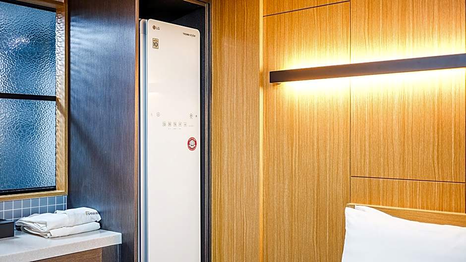 S Stay Hotel