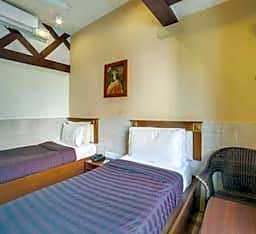 Amrutha Castle Hotel