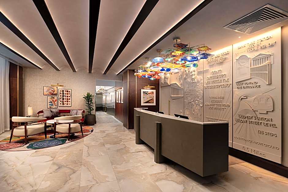 Lost Property St. Paul'S London, Curio Collection 