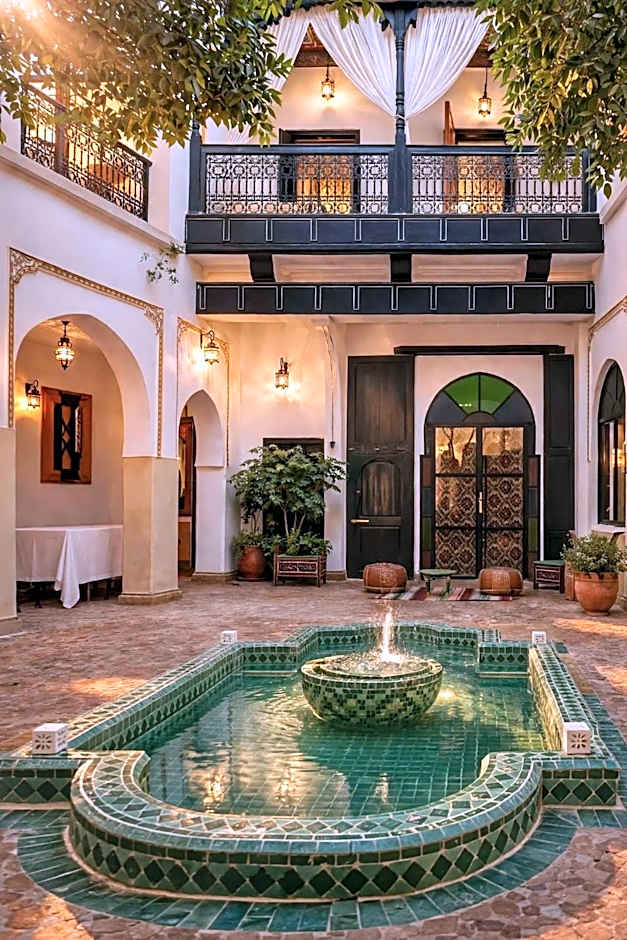 Riad ABBASSIA Marrakech Première - Authentic Medina Experience