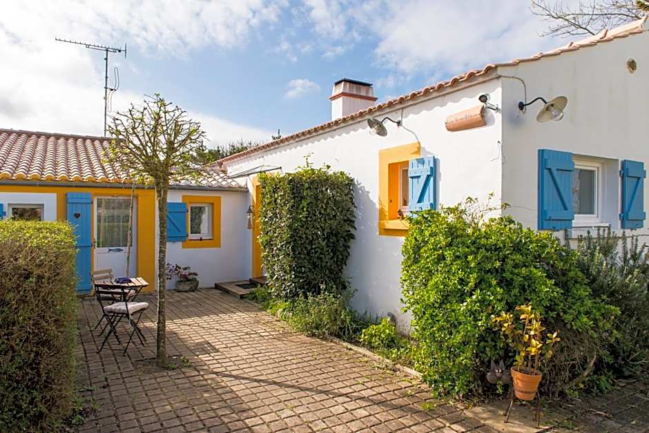 Les Yeux Bleus Bed & Breakfast