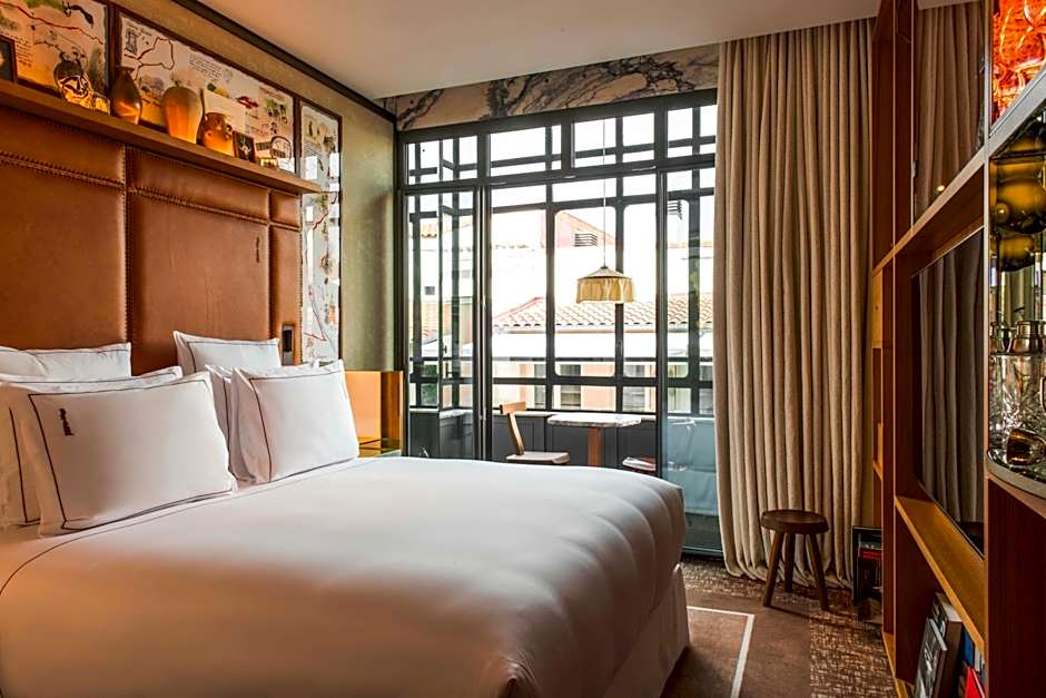 Brach Madrid - Evok Collection