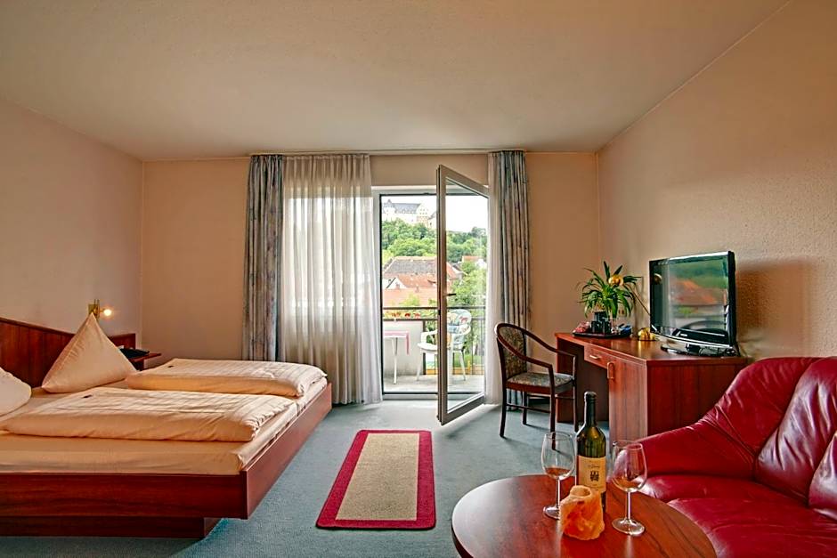 Land-gut-Hotel BurgBlick