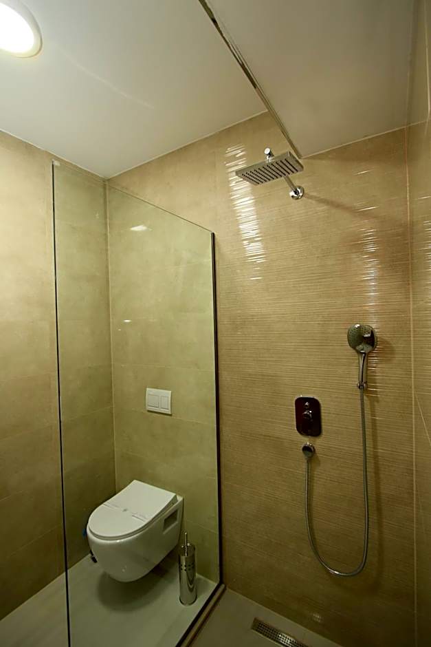 HOTEL IMPERIAL STRUGA