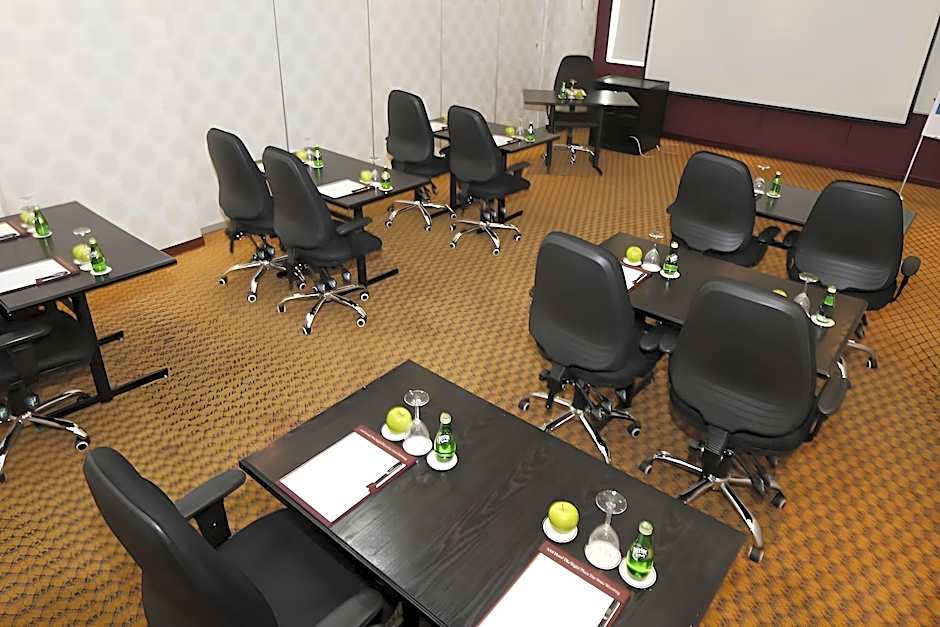 WARWICK AL JUBIAL HOTEL
