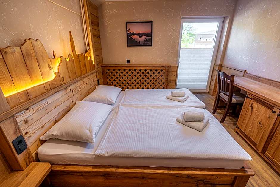 Bed & Breakfast LakeBled House