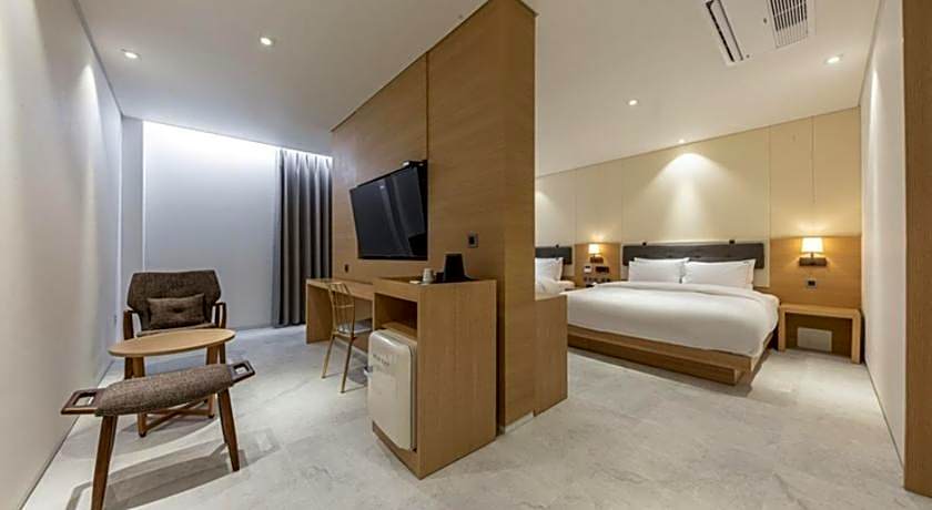 Masan Daisy Hotel