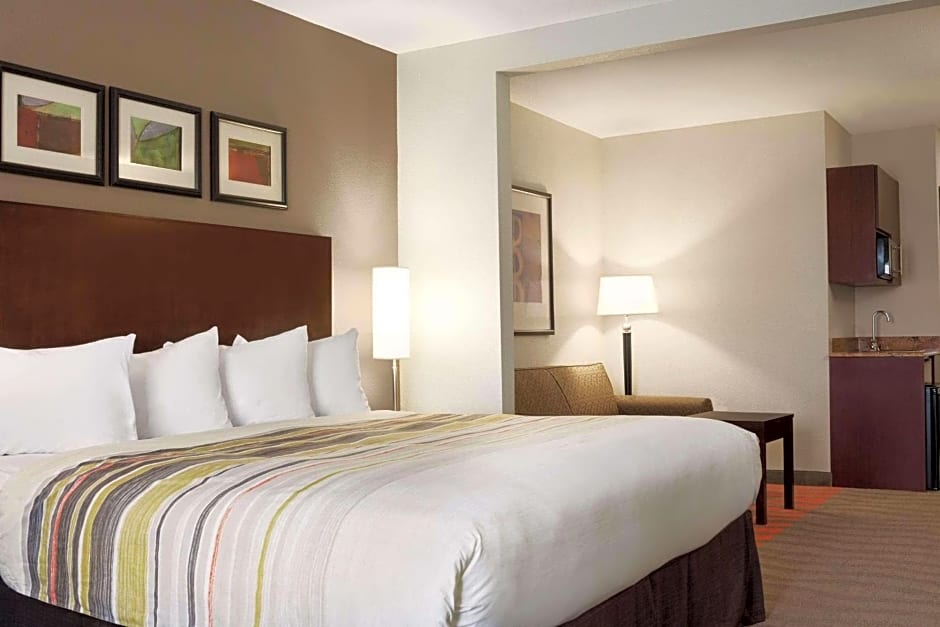 Country Inn & Suites by Radisson, Dearborn, MI