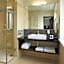 Mercure Airport Warszawa Hotel