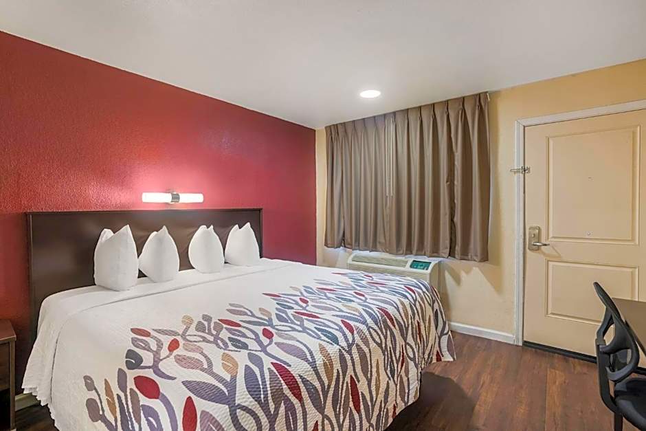 Red Roof Inn Stockton