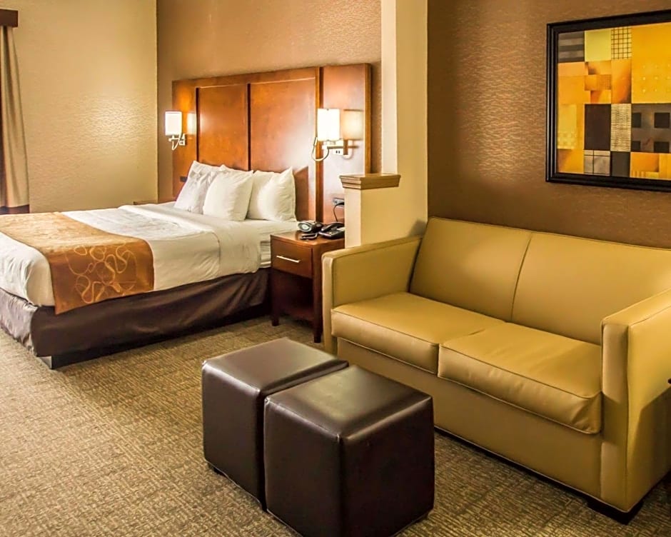 Quality Suites NYC Gateway