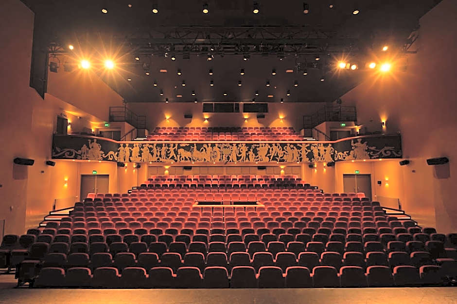 Hotel Theater Figi