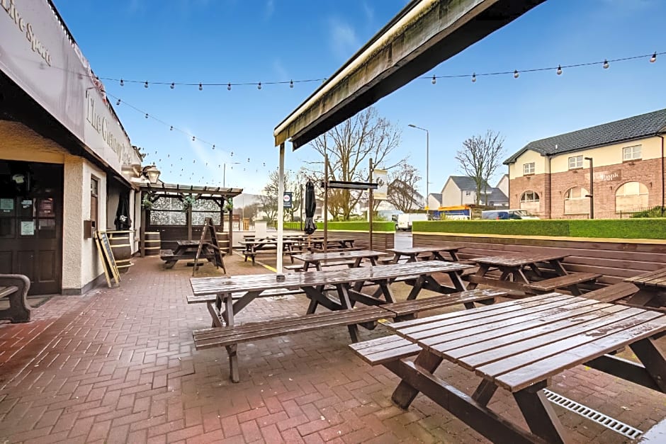 OYO Lomond Park Hotel