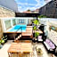 Boreal Porto Gaia - Patio & Pool