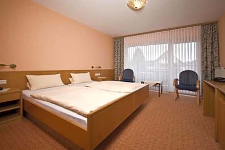 Comfort Double Room with Balcony for Single Use