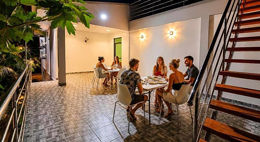 SIS Tourist Villa