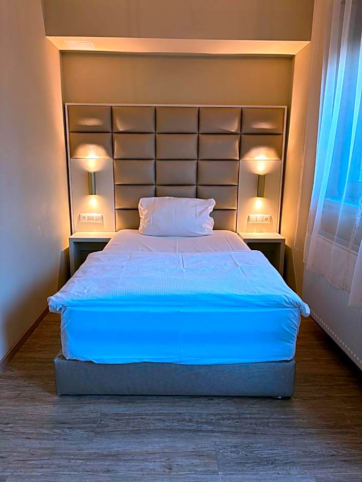 Hotel Athen Kelsterbach Frankfurt Airport