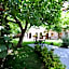 Sarnich Cave Suites