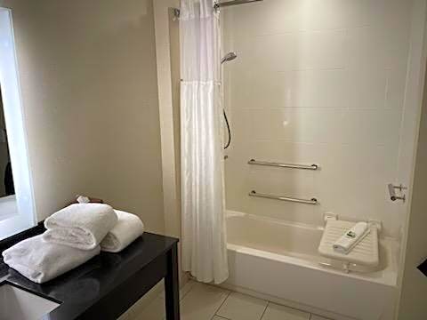 Wingate by Wyndham Altoona