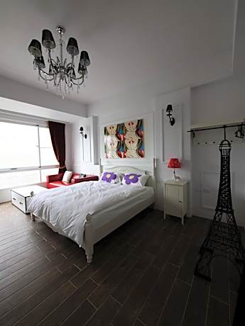 Oia Cafe B&B
