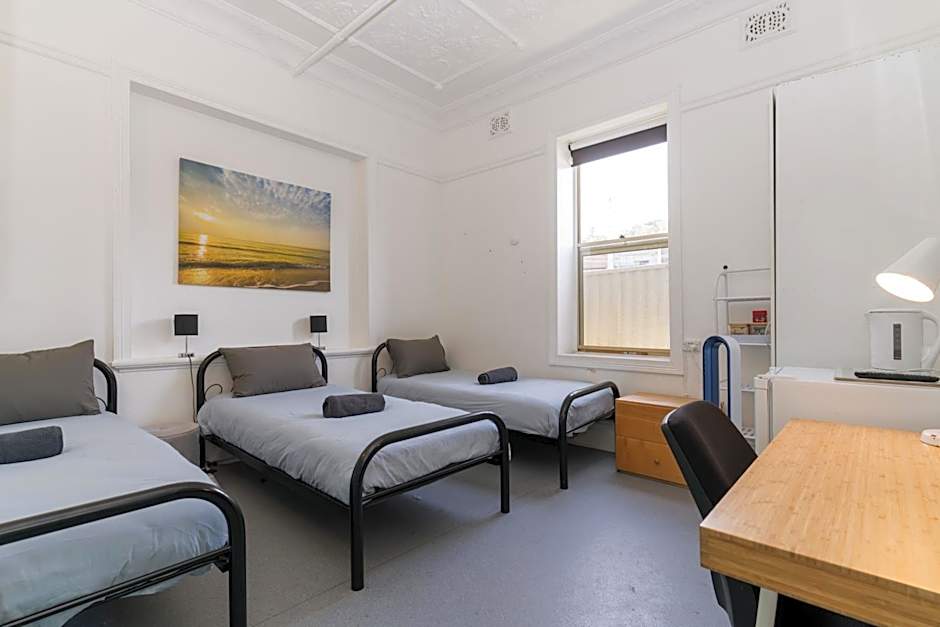 Manly Beach Guesthouse