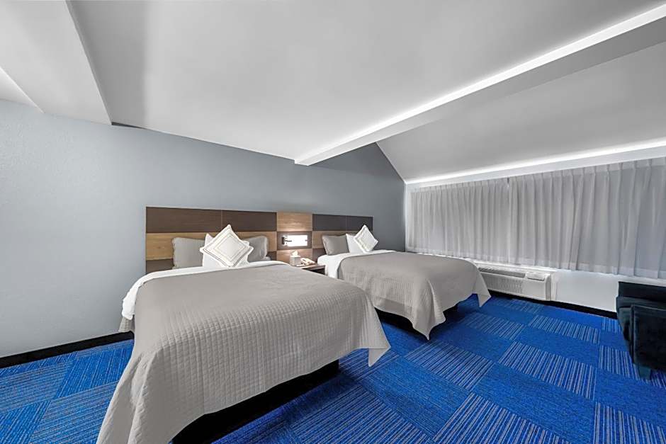 Admiralty Inn & Suites - a Red Collection Hotel