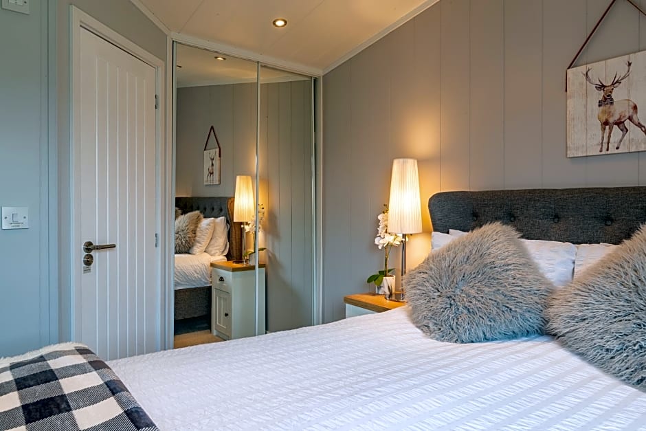 Inside No. 1 Retreat