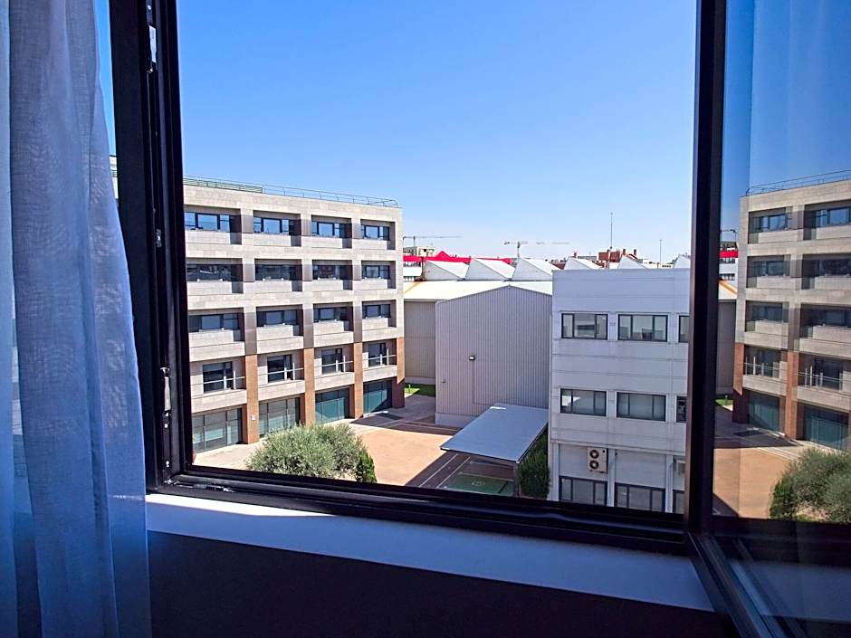 Hotel Dwo Colours Alcala