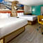 The Vibes Hotel, Trademark Collection by Wyndham