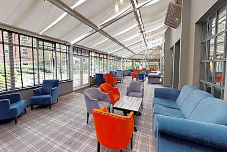 Village Hotel Chester St David's