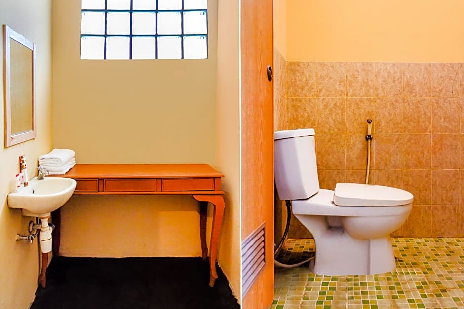 OYO 789 Pelangi Guest House